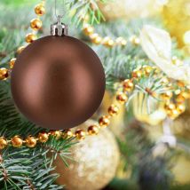 Matte Weihnachtskugeln Set 100 Stück – Dekorative Christbaumkugeln mit silbernen Hängebändern – Festliche Atmosphäre für Ihr Zuhause