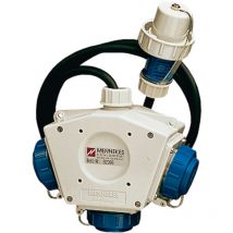 Mennekes - Dreifachverteiler Deltabox 230 v, 16 a, Standard