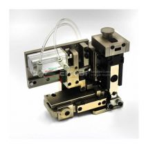 Miniapplicatore con ingresso laterale per terminali nudi