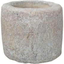 Mortero de piedra antigua