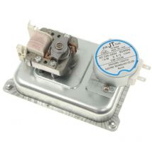 Moteur et ventilateur avec support