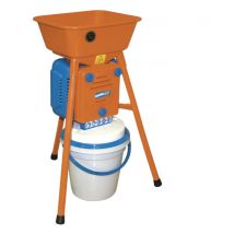 Kerbl - Moulin A Lectrique Novital Davide 4v 580w 230v Pour Hacher Les Ca Ra Ales Bla Maa S Orge Seigle Avoine