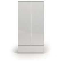 Nada Kleiderschrank weiss.