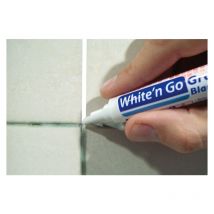 OUTLET White 'n Go Pencil, Gelenkaufheller, wasserfest, wasserabweisend, antibakterielle Formel, sofortige Ergebnisse.
