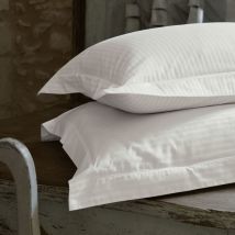 Linnea - Parure de lit satin de coton concerto Taie 65x65 cm a rayures 280x240 cm