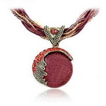Pendentif turquoise style bohème rétro vintage pour femme