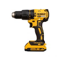 Perceuse visseuse à percussion DCD778D2TA 18V