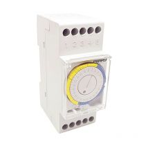 2-Modul-Zeitschaltuhr mit Reitern 1IO0022 - Perry