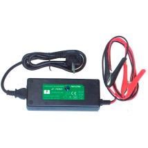 Cargador De Baterías Z-700