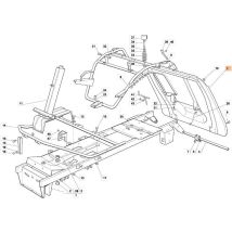 OLEO MAC – Plaque d'origine EMAK G384545057E3 – Tracteur tondeuse – Surface d'action, Caractéristiques du tracteur tondeuse, Cylindrée, Largeur de 