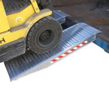 Kurzrampe / Container Auffahrschiene / Bordsteinrampe 100cm Lang, Traglast 7500kg Pro Paar - Als Einzelstück - M140/10sh