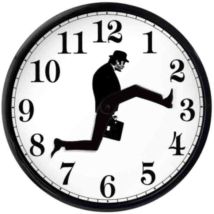 10 Pouces Ministry Of Silly Walks Horloge Avec Couvercle Avant En Verre Et Cadre Abs, Horloge Murale Silencieuse Moderne À Piles Sans Tic-tac Pour 