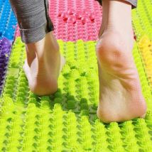 2 Pieces Green Foot Massage Mat Shiatsu Mat Walking Toe Board Bathroom Mat Yoga Mat Non-slip Mat Outdoor Play