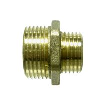 Machón doble reducido de latón 1-3/4" modelo 7845 – Conexión sólida y duradera para plomería