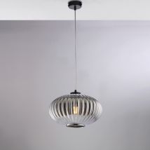 Sospensione In Ferro Laccato Nero Con Cavo Elettrico Regolabile E Diffusore In Vetro Soffiato Grigio Specchiato Con Decoro Rigatura In Rilievo 1 Luce 