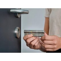 Nuki Smart Lock Ultra Intelligente Türschloss Aus Schwarzem Stahl