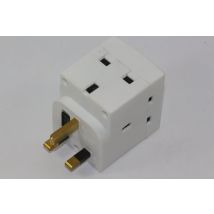 Hitachi – 3-Way 13A Fused Travel Adapter – Converts One Socket to Three – Ideal for Homes and Offices
