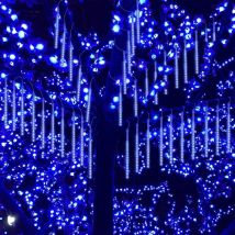 Guirlande Lumineuse D'Extérieur Led Étanche Ip65 – 8 Tubes De 30 Cm Avec 192 Leds – Ambiance Pluie Pour Mariage Et Jardin – Couleur Bleue