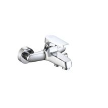 Grifo de baño monomando serie Olmo – Latón cromado – 16 x 14 x 22 cm – Diseño moderno y elegante