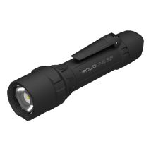 Solidline SL10 Taschenlampe – 750 Lumen – 21,1 cm – Schwarz – Inklusive 4 AA-Batterien