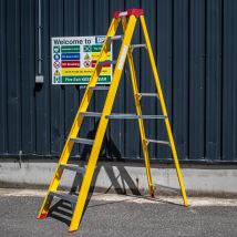 Trade Master Pro - 8 Tread Fibreglass Swingback Step Ladder