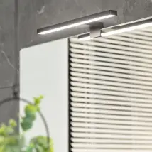 Iluminashop - Aplique Para Espejo Banos Led 5w Negro Ip44 Blanco Calido 3000k