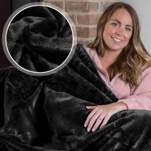 Dreamcatcher - Faux Fur Throw 160x130cm Soft Blanket Throw Black