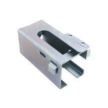 Candado universal para barra de tracción – Acero galvanizado – 23,4 x 13,8 x 11,1 cm – 2,042 kg – Color plata – Garantía 2 años