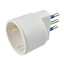 Poly Pool Steckdosenadapter Typ L – 250 V – Sichtverpackung – 80 mm Breite – 130 mm Tiefe