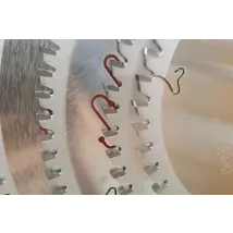Circolare Per Alluminio/pvc/metalli Non Ferrosi D.250 Mm Foro : 30 Mm Spessore Dente: 3,5 Mm Numero Di Denti : 80