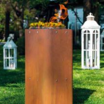EVA CALOR – Barbecue a pellet Pepe con piastra di cottura e ventola – Focolare a pellet nero compatto per esterni – Design moderno e funzionale