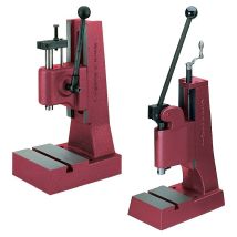 Pressa a leva 250Kp – Altezza di lavoro regolabile – Mandrino temprato e levigato – BERG & SCHMID PRESSENTECHNIK