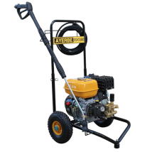 Hidrolimpiadora 6,5 HP KIOTSU – Caudal 600 L/H – Presión 185 bares – Depósito 3,9 L – 37 kg