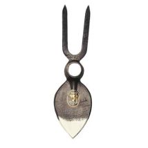 Pinza En Forma De Corazón Con Pequeño Bisturí Ange B. 400 G