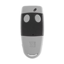 Cardin – S486 2-Channel Gate Remote Control – 868.3 MHz Frequency – Includes CR2032 Battery