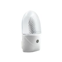 Uni-Com – LED Night Light – 3 Long-Life LEDs – Automatic Light Sensor – Plug-in for Bedrooms and Hallways