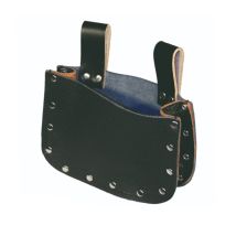 Eiko Nageltasche aus Rindleder – 28-fach genietet – 170 x 120 x 50 mm – Profiqualität – Schwarz