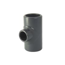 Raccordo PVC 90° ridotto D.25/20/25 – Diametro femmina: 25 mm – P. max: 16 bar – Riciclabile