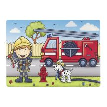 Tischset Feuerwehrmann Bernie – 45 x 30 cm – Kunststoff – Abwaschbar – Rutschfeste Unterseite – Mehrfarbig
