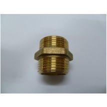 Macho de fontanería 1/2" – Latón pulido – Saneaplast