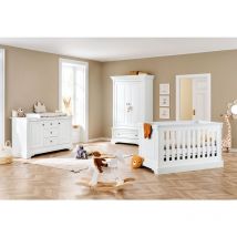 Chambre de bébé 'Emilia' extra large 3 pièces : lit de bébé évolutif, commode à langer extra large et armoire à 2 portes - blanc - Pinolino