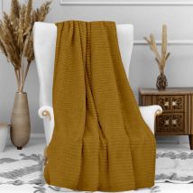 Plaid microfibre 120x160 cm cocooning moutarde, par Soleil d'Ocre