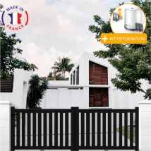 Portail aluminium coulissant ajouré en kit+ Motorisation dimensions L.3500 (entre piliers) x H.1200 mm Couleurs Noir (ral 9005)