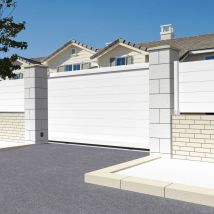 Portail coulissant motorisé plein l 3000 x h 1692 mm (Blanc satiné RAL9010)
