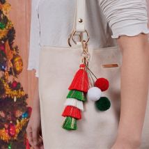 Feiyue - Porte-clés de Noël à pompon arc-en-ciel coloré et tissé, fabriqué à partir d'une corde en coton doux avec un anneau en métal solide, compact