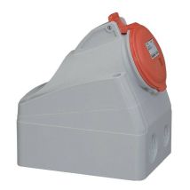 Socle saillle p17 ip44 32a 200/250v 2p+t plastique