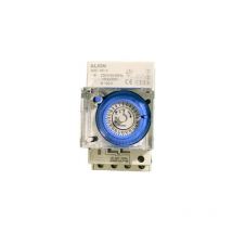 Horloge rail pour coffret électrique de piscine