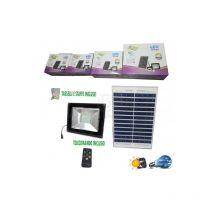 Projecteur led Dawei avec panneau solaire crA pusculaire 10W avec tA lA commande 5 mt supports de cA ble et vis pour le montage