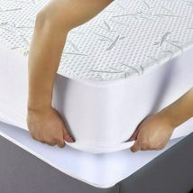 Protège Matelas Umberto Ravelli - Bambou Imperméable - 190 x 140 cm .