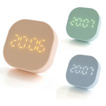 Qpuion - Reacuteveil Chronograph, Dual Temperature Display, Kitchen Timer, 1W Magnetic Clock - Pink